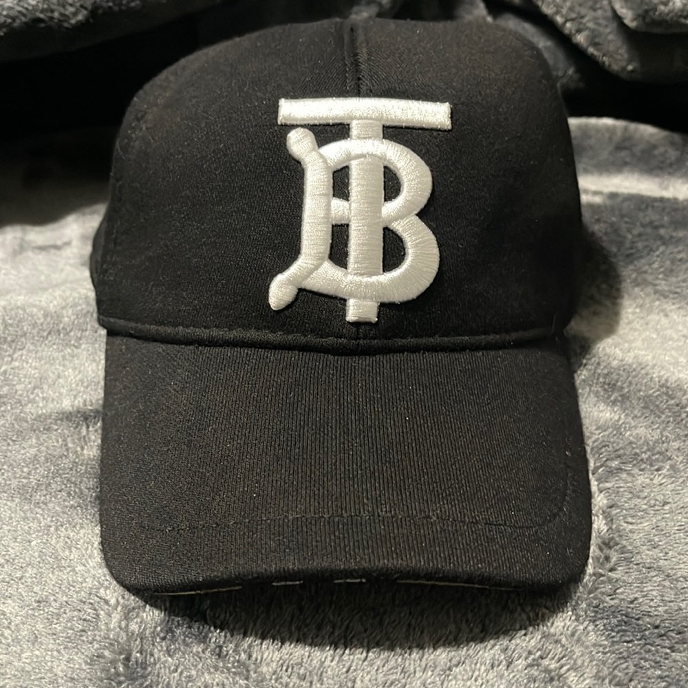 Burberry baseball hat